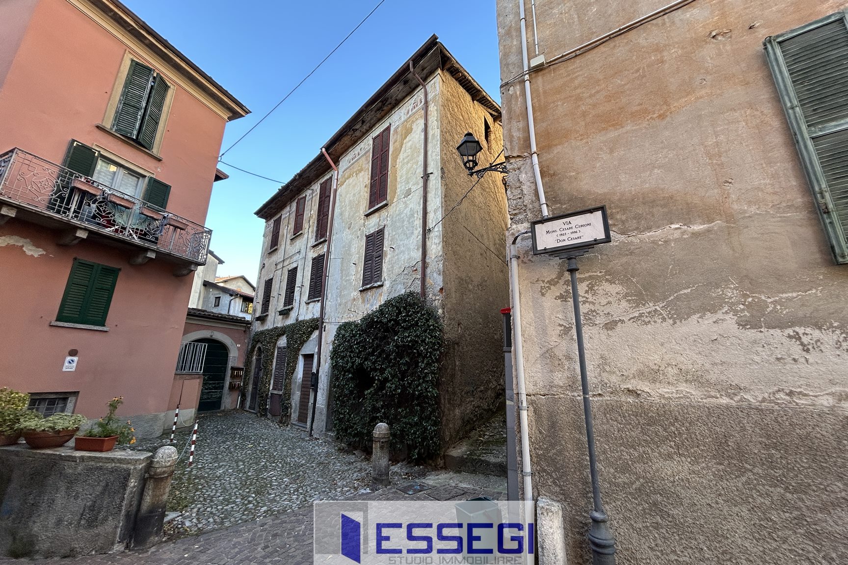 ASSO Intera proprieta